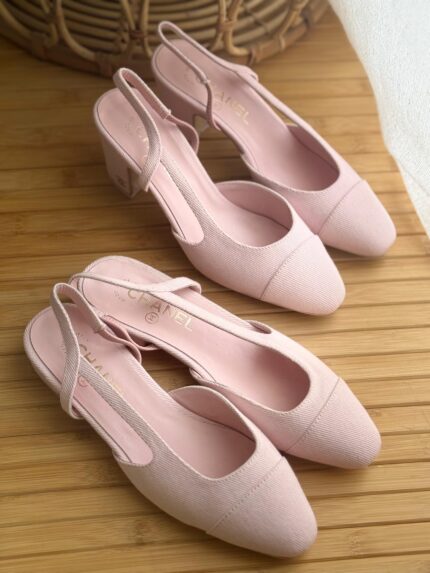 Chanel Pumps
