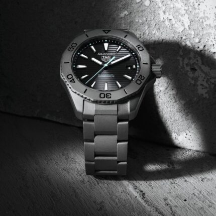 TAG HEUER Aquaracer Solargraph Diver Watch