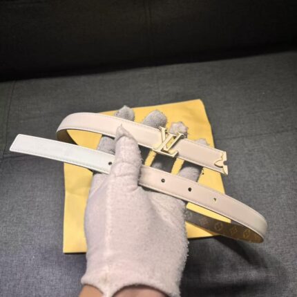Louis Vuitton Slim Reversible Belts