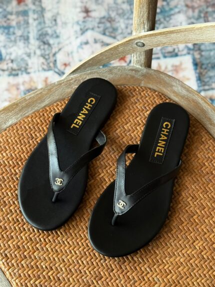 Chanel Leather Thong Flats