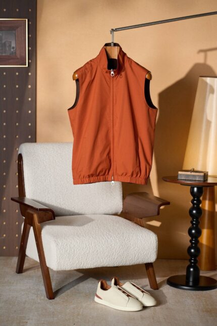Loro Piana Sleeveless  Zip Vests