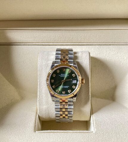 Rolex Oyster Perpetual Datejust Watch
