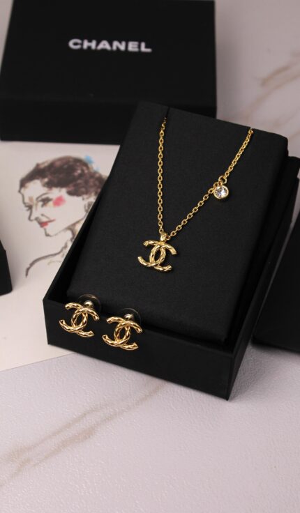 Chanel CC Logo Set