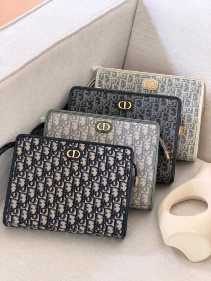 Christian Dior Montaigne De Pouch