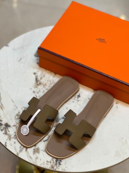Hermès Oran Sandals