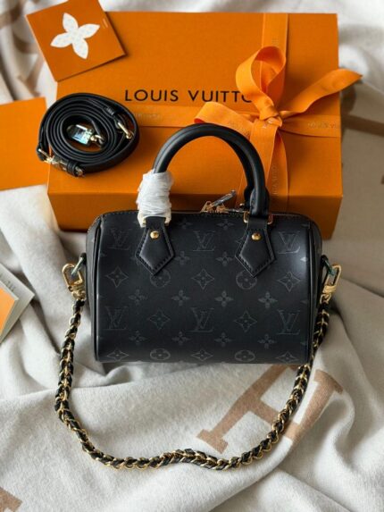 Louis Vuitton Speedy Bandoulière 20 Bag