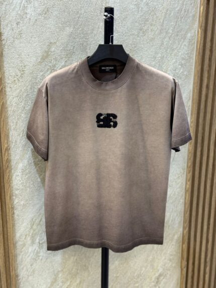 Balenciaga Distressed BB Logo T-Shirts