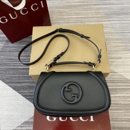 Gucci Shoulder Bags