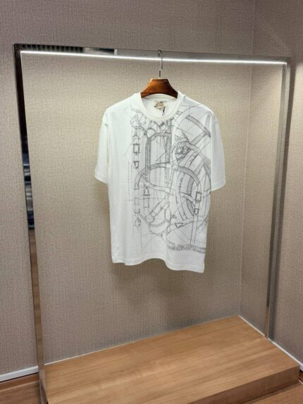 Hermès Graphic Print T-Shirts