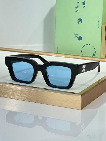 Off-White Square Sunglasses