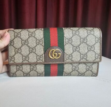 Gucci GG Supreme Wallets