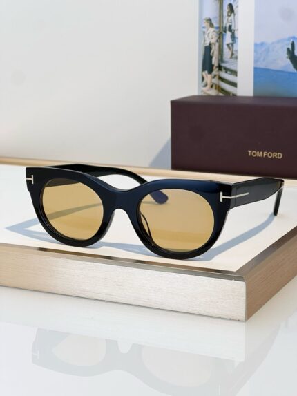 Tom Ford Cat-Eye Sunglasses