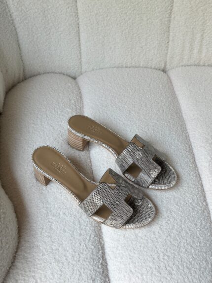 Hermès Oasis Heeled Mule Sandals