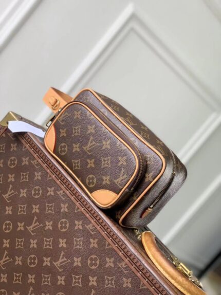 Louis Vuitton Crossbody Bag
