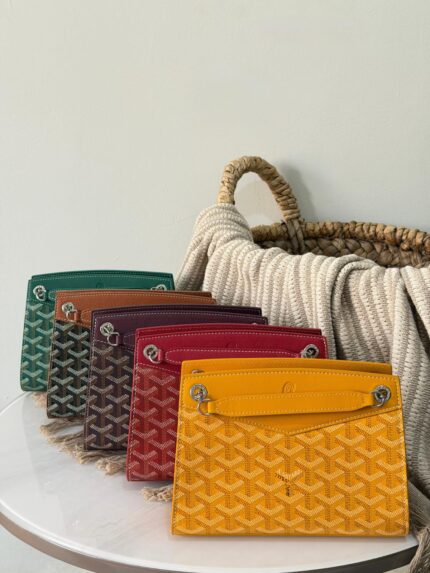 Goyard Plumet Goyardine Pochette Shoulder Bags