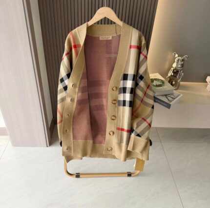 Burberry Vintage Check Wool Cardigan