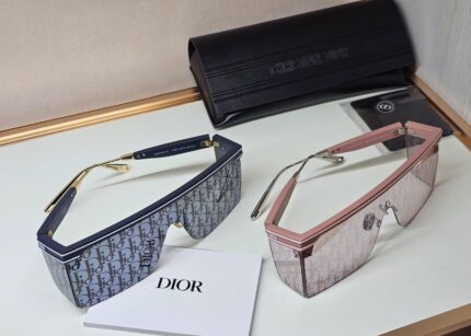Christian Dior M1U Dior Oblique Visor Sunglasses
