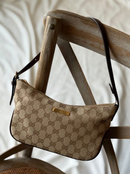 Gucci GG Denim Zip Hobo Shoulder Bags