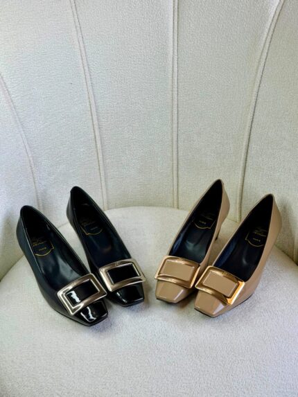 Roger Vivier Belle Trompette Pumps