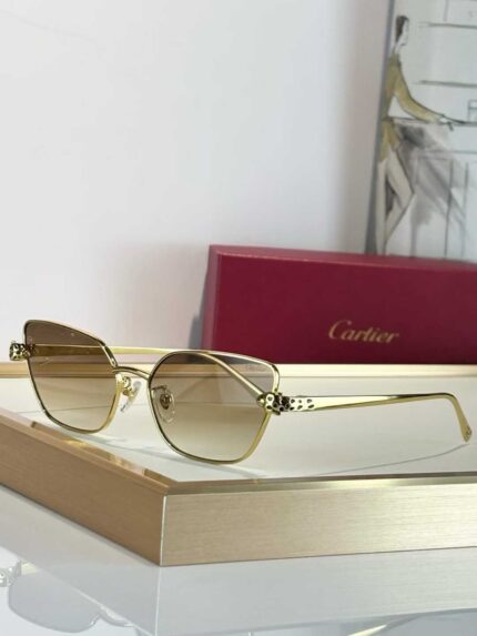 Cartier Panthere De Cartier Gold Cat Eye Sunglasses