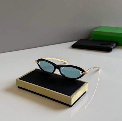 Bottega Veneta Cat-Eye Knot Sunglasses
