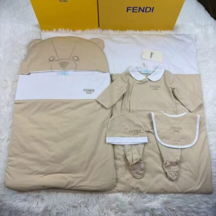 Fendi Roma Baby Bear Hood 4-Piece Gift Set