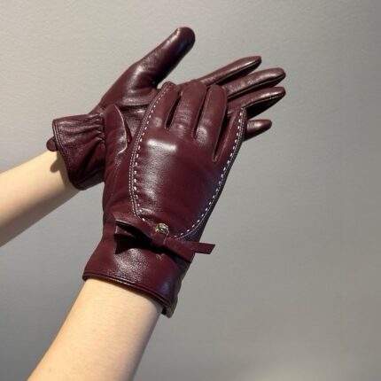 Chanel Leather Gloves
