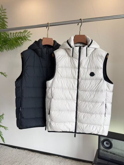 Moncler Hooded Lightweight Down Puffer Gilet Vests