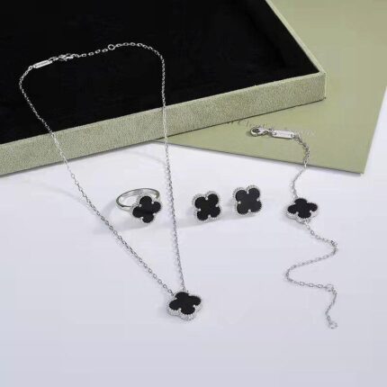 Van Cleef & Arpels Alhambra 4-Piece Sets