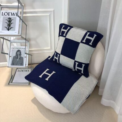 Loewe Avalon Style Throw Blanket with Cushion Sets