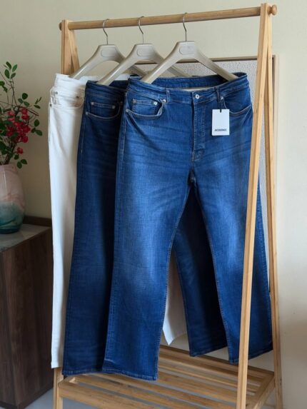 Jacquemus Le Straight Wide Leg Denim Jeans