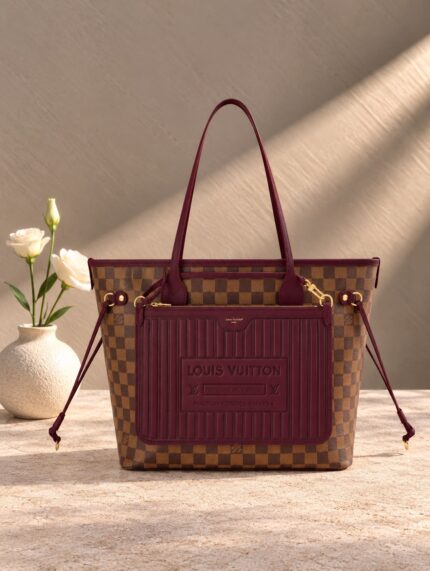 Louis Vuitton Neverfull MM Bag