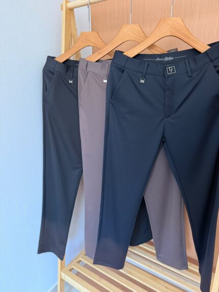 Dolce & Gabbana DG Logo Plaque Slim Fit Formal Trousers