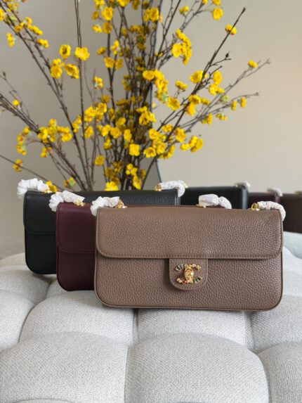 Chanel Caviar Leather Flap Shoulder Bags With Jeweled CC Lock