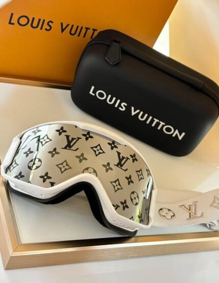Louis Vuitton LV Snow Ski Goggles - Monogram Mirrored Mask with Case
