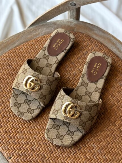 Gucci Double G Flat Slides