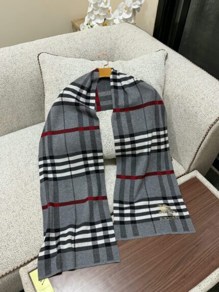 Burberry Iconic Check Wool Scarfs