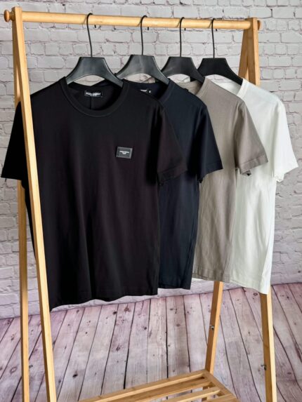 Dolce & Gabbana Logo Plaque Crew-Neck T-Shirts