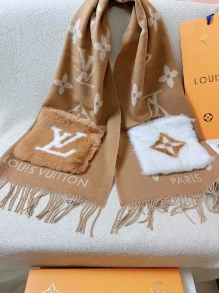 Louis Vuitton Monogram Duality Scarfs