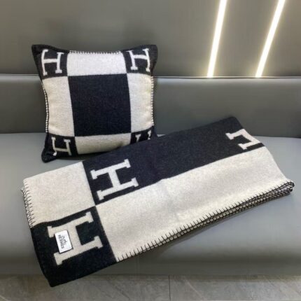 Hermes Avalon Blanket and Cushion Sets