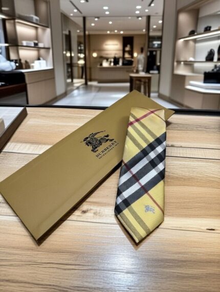 Burberry Classic Check Silk Tie