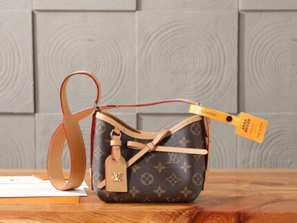 Louis Vuitton Hobo Bag