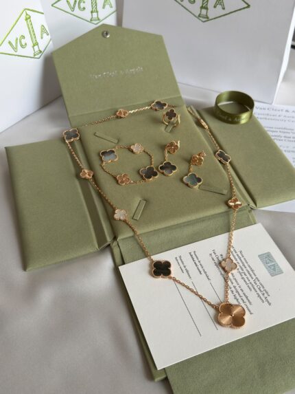 Van Cleef & Arpels Alhambra Motif Jewelry Set