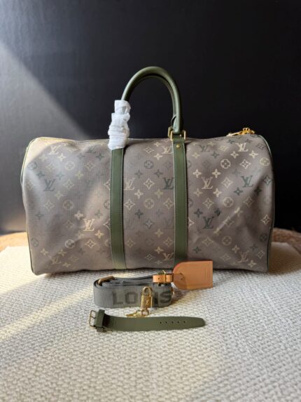 Louis Vuitton Keepall Bandouliere 50 Duffle Bags