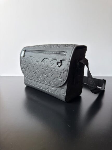 Louis Vuitton Sprinter Messenger Bags